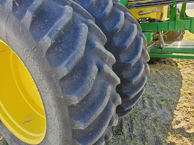 USED 2016 JOHN DEERE 1890 / 1910