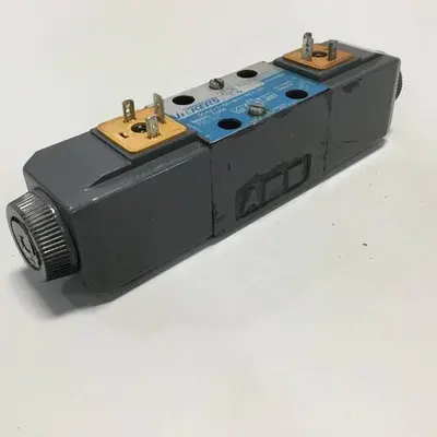 USED VICKERS DG4V-3-6C-M-U-HL7-60