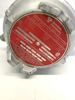 USED BARKSDALE CONTROLS DIX-H18SS-UL
