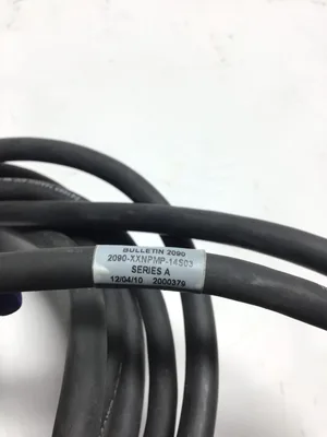 Allen-Bradley MPL-A430P-SJ22AA Inverter Duty AC Servo Motor 3PH