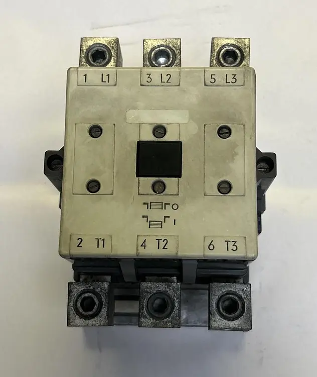 Used SIEMENS 3TB5217-OA PLC Contactors Ohio US | Surplus Asset Holdings #1236163