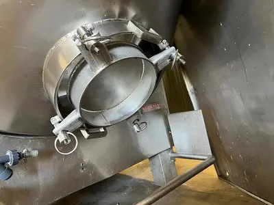 Used Lutetia Type 40 Vacuum Tumbler, 2200 Kg