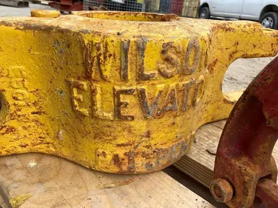 Used WILSON 5-3/4" CASING ELEVATOR Hoists (All Types) Pennsylvania US | East West Machinery & Drilling #1417273