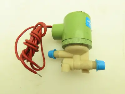 Honeywell Skinner V42DB0LC070 Solenoid Valve 2-Way NC 12VDC 70 PSI 1/8" NPT