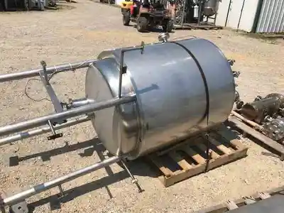 USED APACHE STAINLESS NA