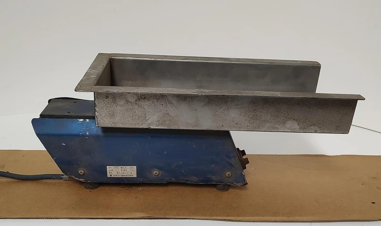 Used Unbranded VL-02 Vibratory Feeders Kentucky US | Edwards Industrial Repair #1182719