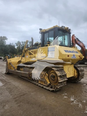 USED 2017 KOMATSU D65EX-17