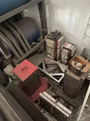 USED 2006 HAAS EC-400
