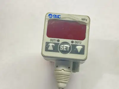 ISE40-T1-62L | SMC  Pneumatic Pressure Switch 12-24VDC CUT CORD - Used