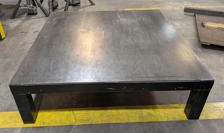 UNKNOWN UNKNOWN WELDING TABLE | T.R. Wigglesworth Machinery Co.