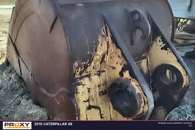 Used 2015 CATERPILLAR 48 Multipurpose Buckets Idaho US | Proxy Equipment #1385421