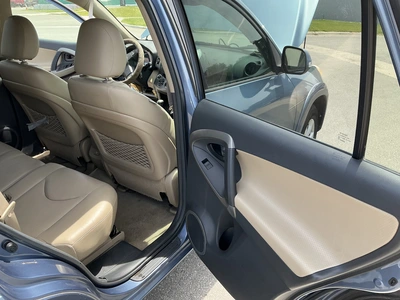 USED 2011 TOYOTA RAV 4