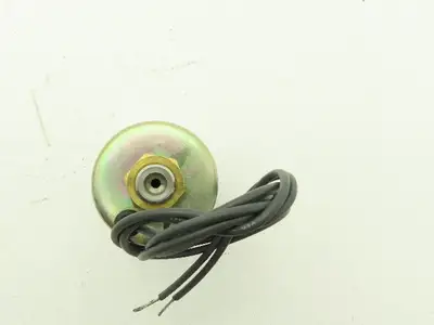 Honeywell Skinner V5H57420 Solenoid Valve 3-Way (NC) 220VAC 100 PSI 1/4" NPT V5