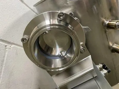 Lidded Hoppers With Butterfly Valves