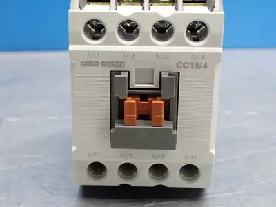 New | in-Stock CARLO GAVAZZI CC18/4 A120 PLC Contactors | HGR 24 #754225