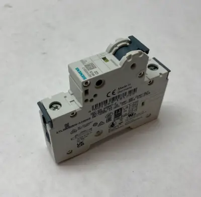 USED SIEMENS MINIATURE CIRCUIT BREAKER 1-POLE MCB C2