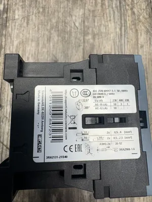 Used SIEMENS 3RH2131-2FB40 Misc Electrical & Power Parts South Carolina US | ESS Industrial Equipment Sales #1307426
