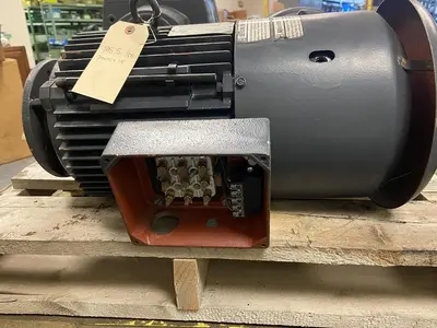 USED SEW-EURODRIVE DFV132M4BM15HRC-KS