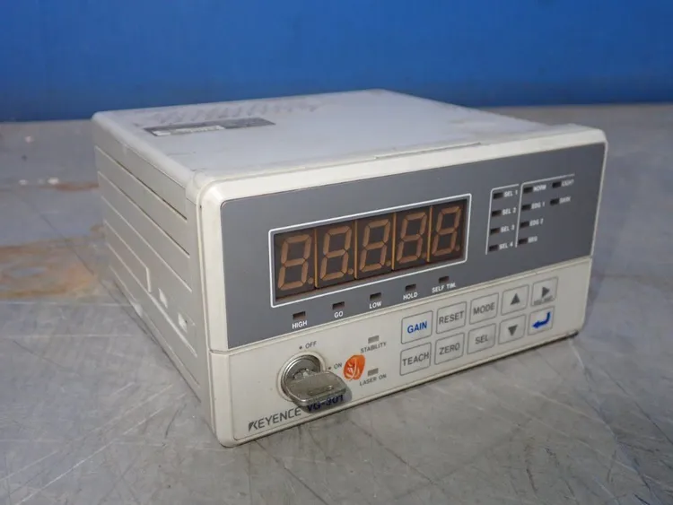 Used KEYENCE VG301 Amplifiers | HGR 24 #741203