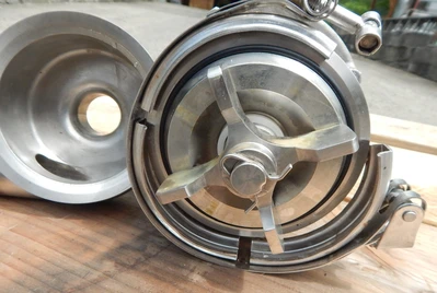 USED THOMSEN SANITARY PUMP T 100 SERIES 4921-GA