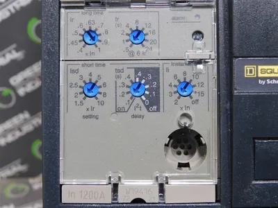 USED SCHNEIDER PL 1200