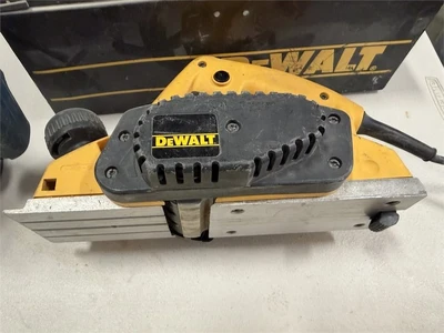 Used DEWALT DW680 Power & Hand Tools (Misc) Oregon US | MachineryMax #1342568