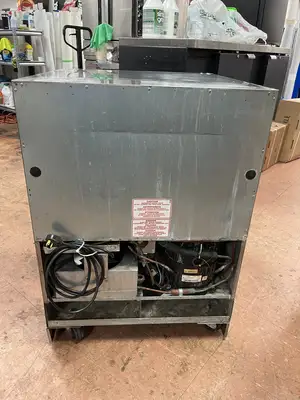 Used Silver King Used Silver King SKF27GB Commercial Glass Door Display Freezer 120V - JS Display Freezers Illinois US | Falcon Restaurant Supply #1376362