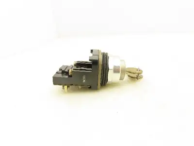 Allen Bradley 800T-NX191B Cylinder Lock Push Button 30 mm Ser A 1 NO 1 NC Keyed