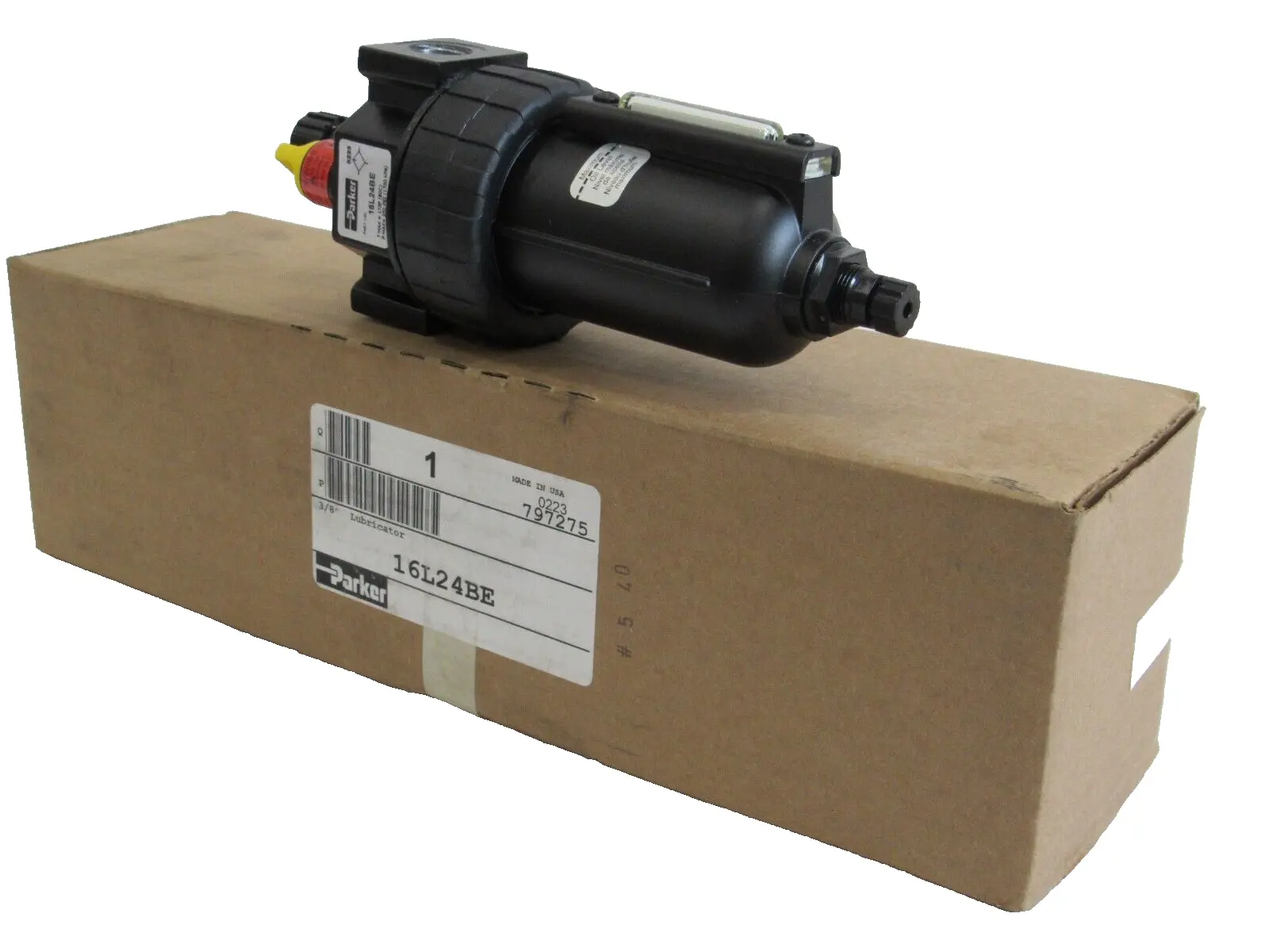 NEW PARKER 16L24BE LUBRICATOR 3/8"
