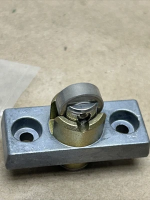 NEW Omron D4C0002