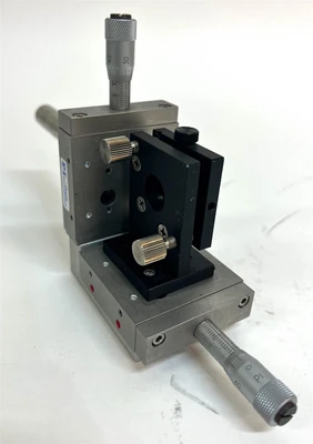 Physik Instrumente XY Linear Stages X 2  & Polytec OFV 036 Mirror mount (9839)M