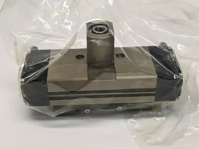 USED SCHUNK PNEUMATIC LIGHT SWIVEL UNIT 355324