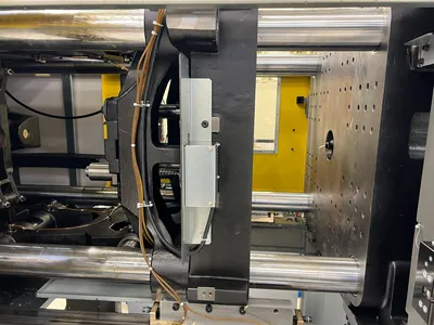 2021 MILACRON FANUC ALPHA-S150iB ROBOSHOT Injection Molding Horizontal/Vertical | Machinery Network (8)