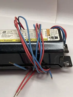 Used MAGNETEK 446-L-SLH-TC-P Lighting Ohio US | Surplus Asset Holdings #1436922