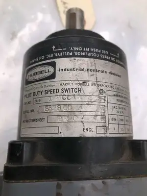 Hubbell 2210-132CC1 Explosion Proof Pilot Duty Speed Switch 120/240/480VAC