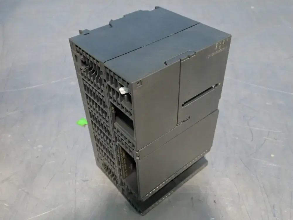 NEW SIEMENS 6ES73574AH010AE0
