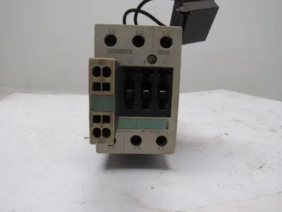 Siemens 3RT1035-3BB40 690V 40Hp Motor Starter Contactor 24VDC Coil