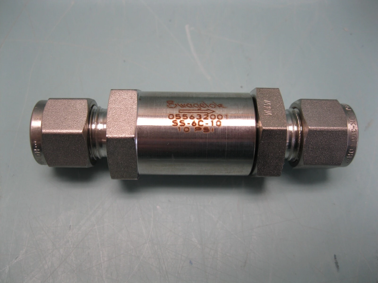 NEW Swagelok SS-6C-10