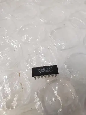 84795K DNUT VTHW-10343-02