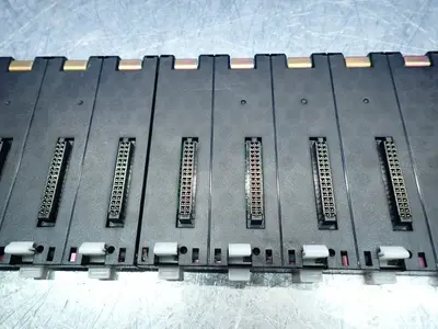 Used OMRON C200HWBC101V1 PLC Expansion Units Ohio US | HGR 24 #751718