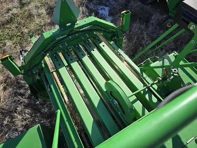 USED 2017 JOHN DEERE L340