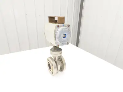 Warren Controls 1.5" CW-12MW  Ball Valve Flanged w/Pneumatic Actuator