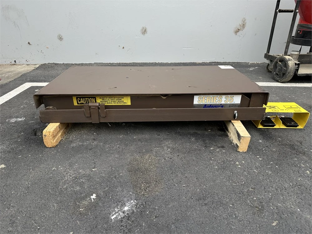 Used AUTOQUIP "SERIES 35" Scissor Lifters California US | MachineryMax #1371505