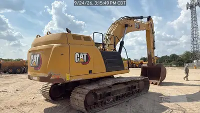 Used 2024 CATERPILLAR 352 Crawler Excavators Texas US | National Equipment Dealers #1545830