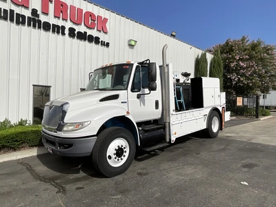 Used 2012 INTERNATIONAL 4300 Service & Utility Trucks California US | Big Truck & Equipment #1412329