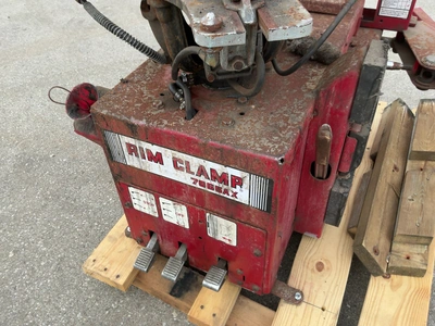 Used _UNKNOWN_ _UNKNOWN_ Tire Balancers Michigan US | Miedema Asset Management Group #1580290