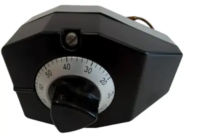 NEW TRAFAG 404.2323 THERMOSTAT 2013G1591 250V IP65-30T70
