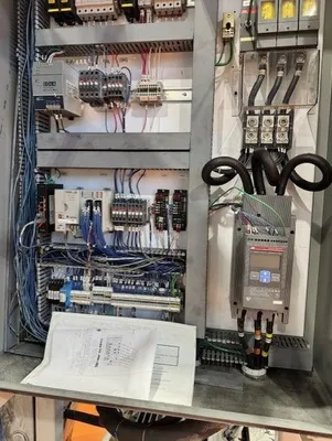 2015 LMG 1000 Ton Compression Molding Press | Kempler Machinery (7)