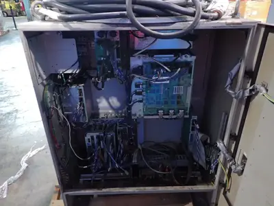 USED 2012 YASKAWA MOTOMAN MH6