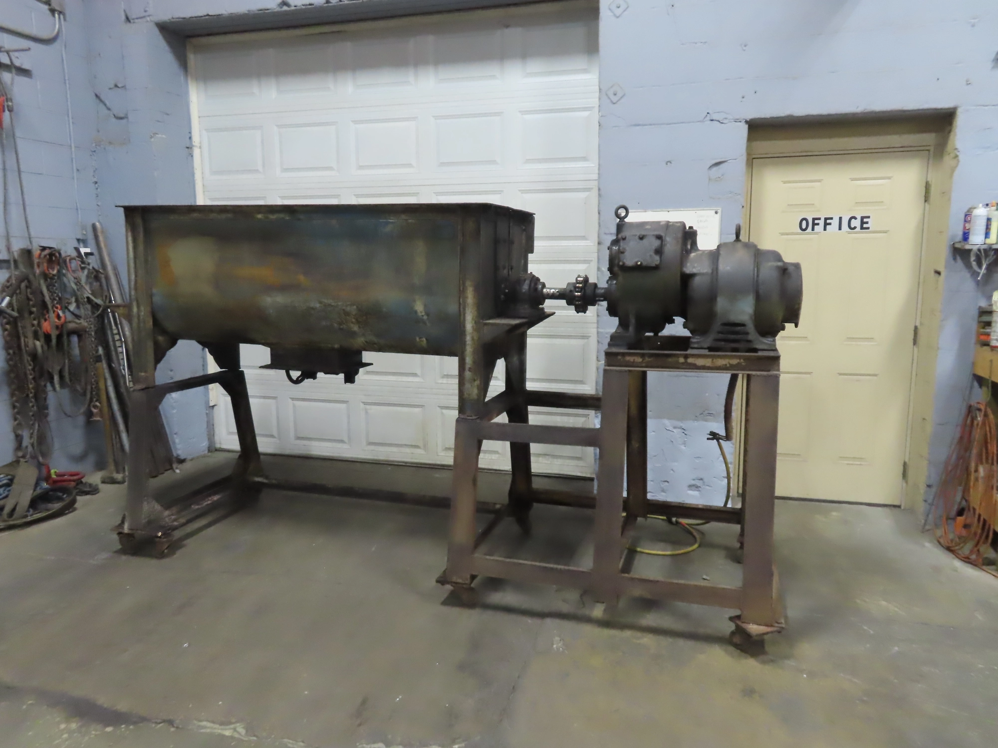 20 cu ft Double Ribbon Blender, CS trough, SS ribbon